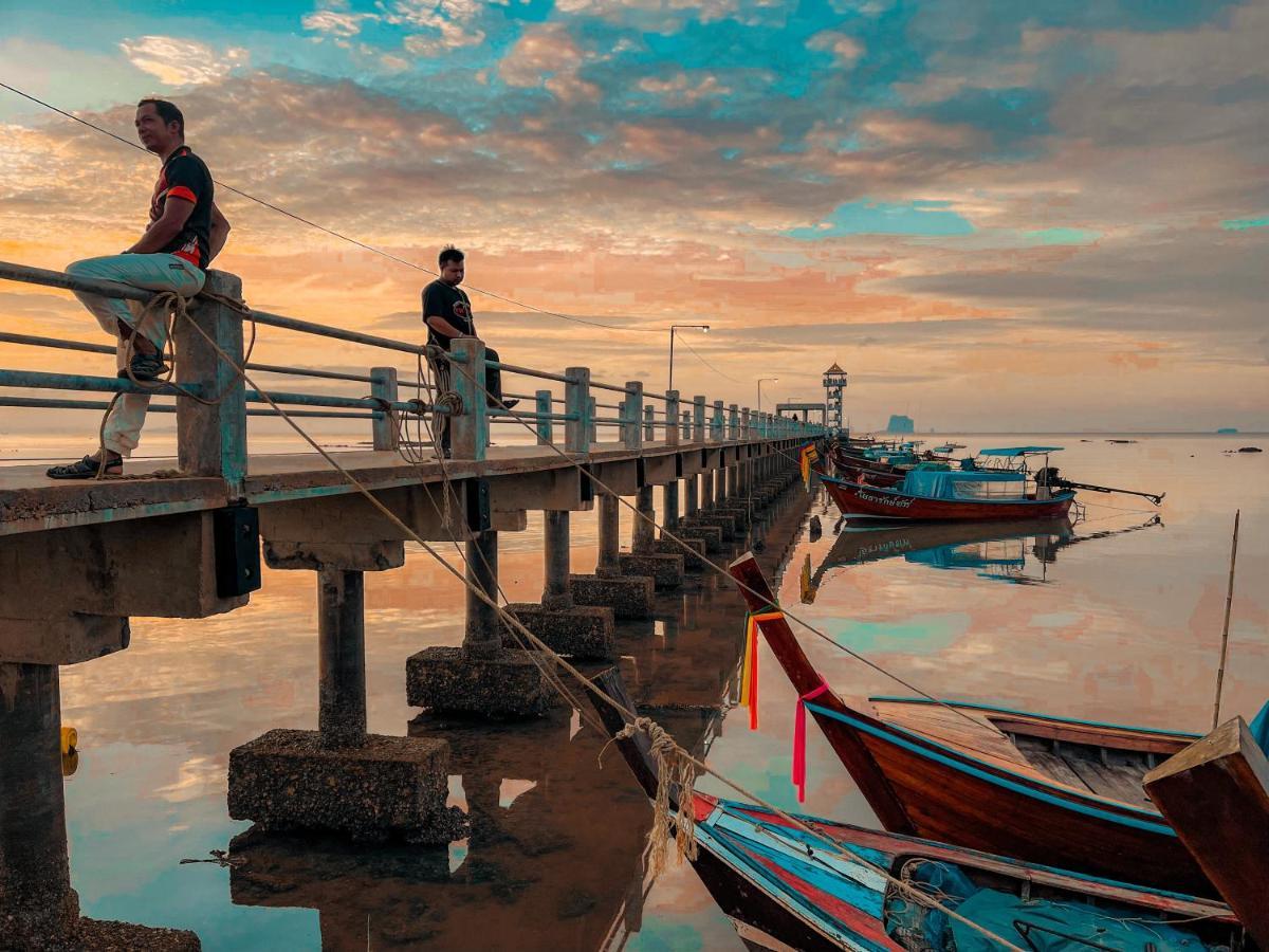 เกาะลิบงซันไรส์ โฮมสเตย์ Koh Libong Sunrise Homestay Eksteriør billede